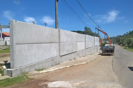 CONSTRUÇÃO DE MUROS